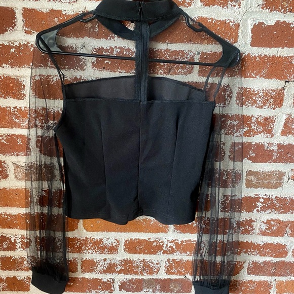 Shein black top with sheer sleeves - Picture 5 of 6